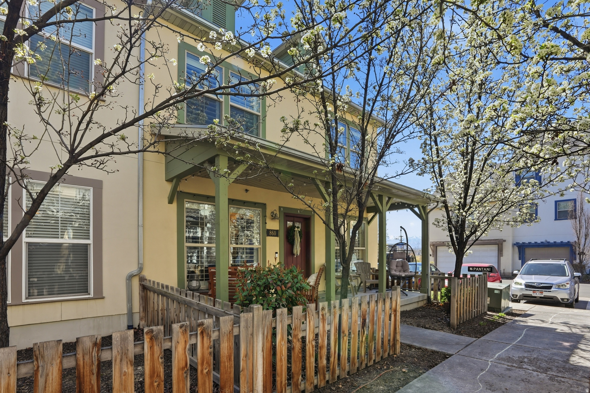 HIGHLAND GARDENS - Residential