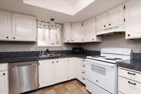 Tiny photo for 550 W 285 N, Salina, UT 84654 (MLS # 2139591)