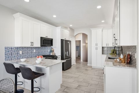 Tiny photo for 9225 N MOUNT AIREY DR, Eagle Mountain, UT 84005 (MLS # 2135338)