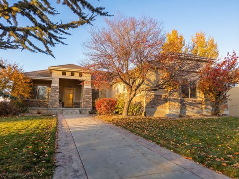 Tiny photo for 9225 N MOUNT AIREY DR, Eagle Mountain, UT 84005 (MLS # 2135338)
