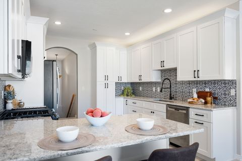 Tiny photo for 9225 N MOUNT AIREY DR, Eagle Mountain, UT 84005 (MLS # 2135338)