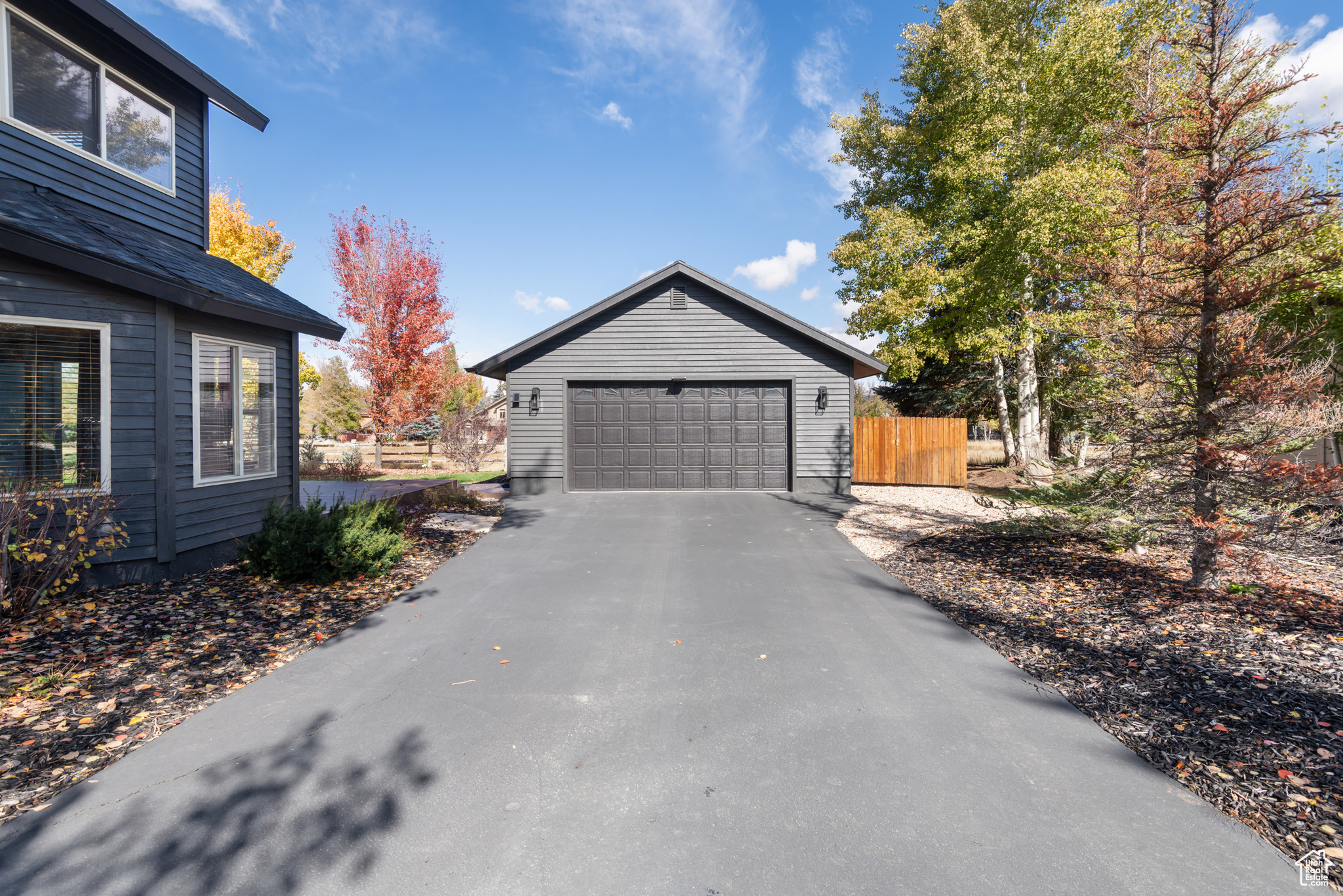 SILVER SPRINGS - Residential