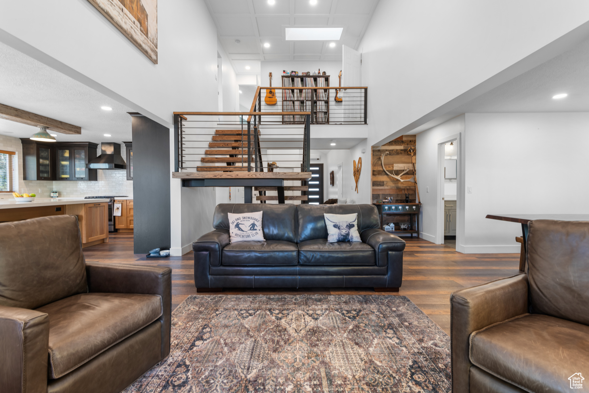 SILVER SPRINGS - Residential