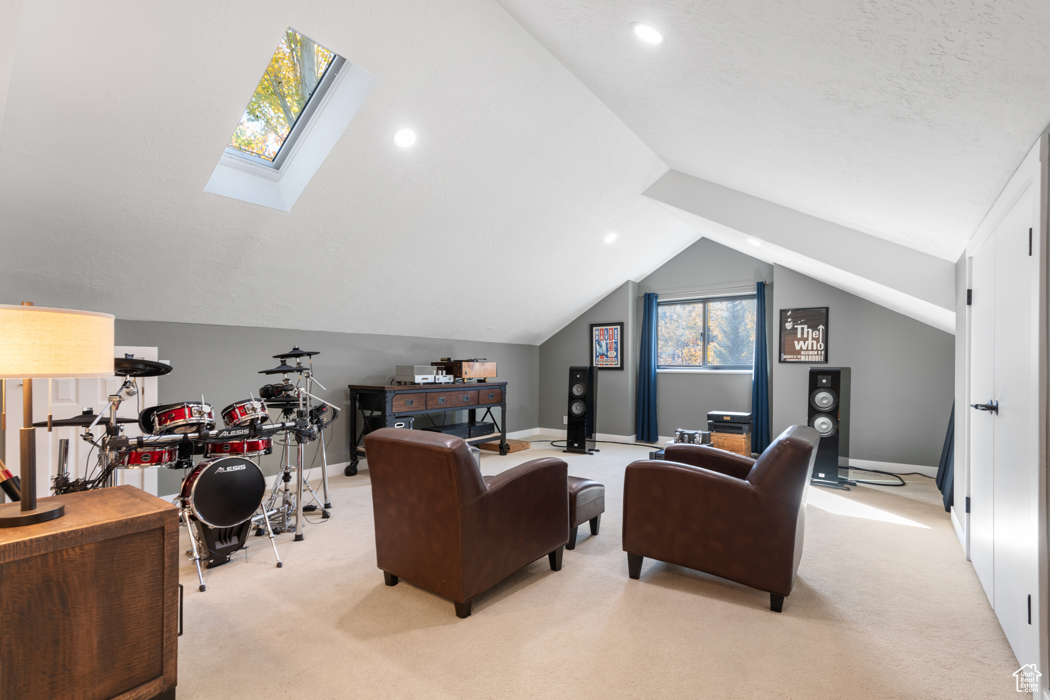 SILVER SPRINGS - Residential