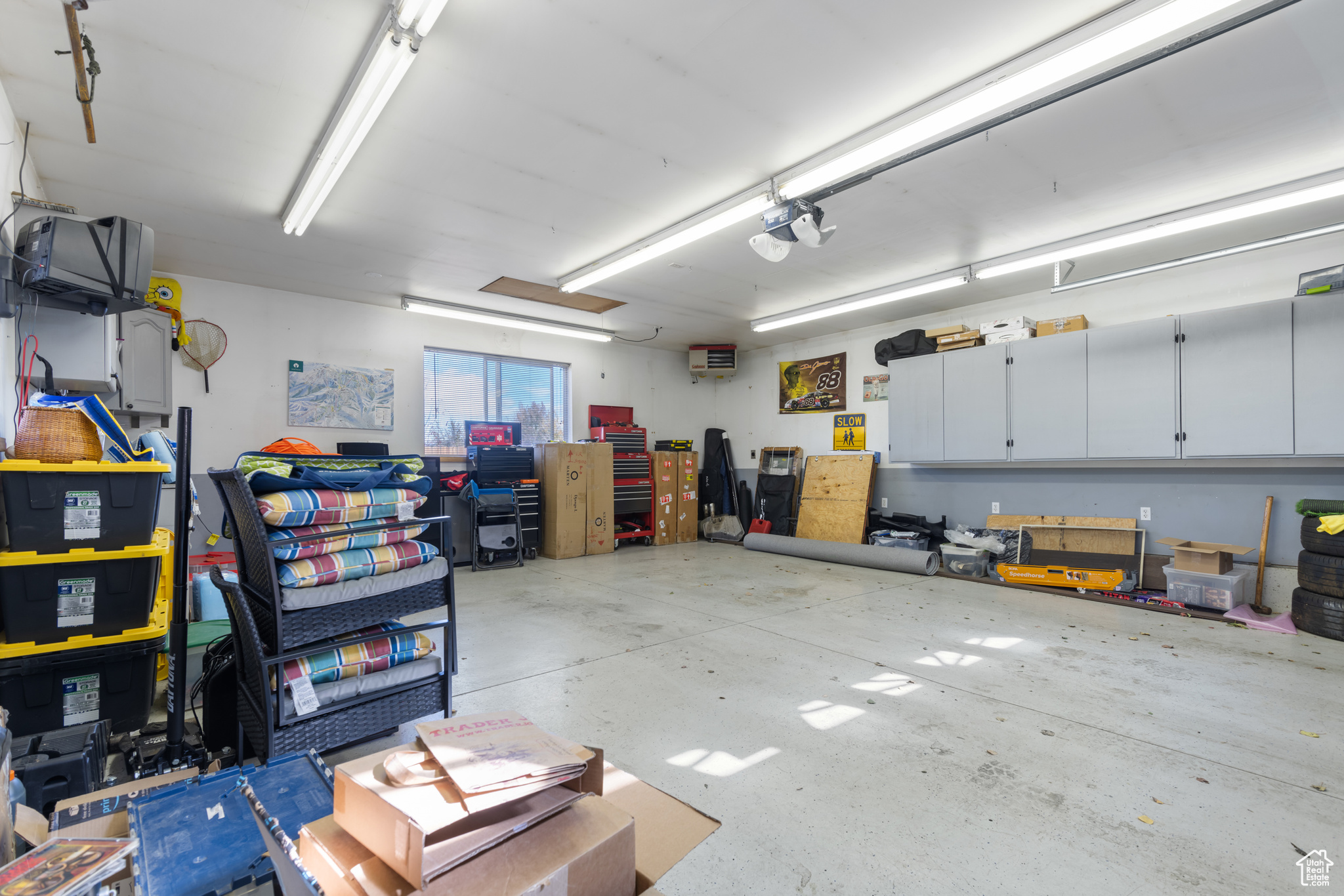 SILVER SPRINGS - Residential