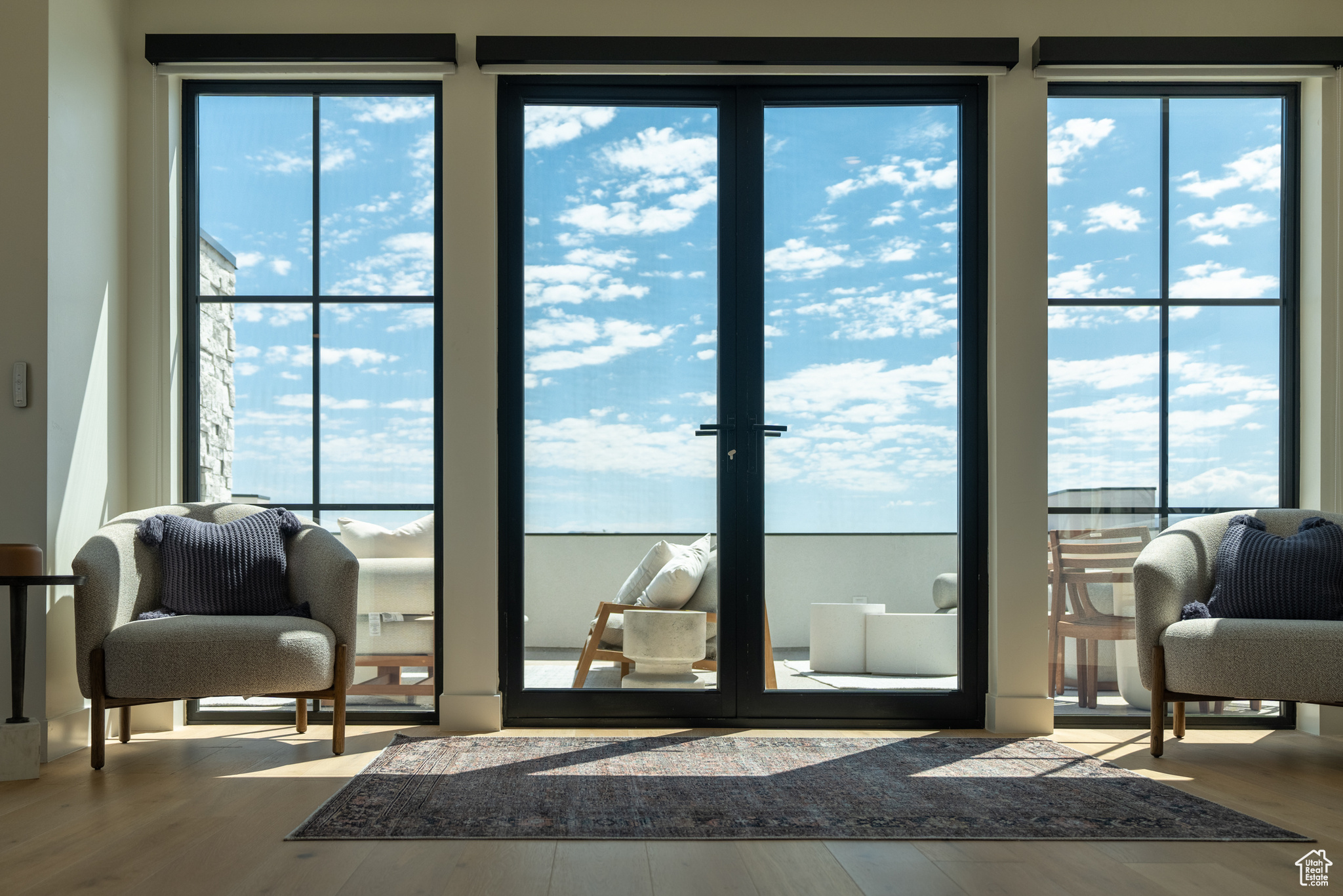 DESERT COLOR - Residential