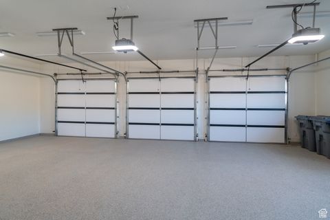 Tiny photo for 5366 S CYAN LN, Saint George, UT 84790 (MLS # 2101382)