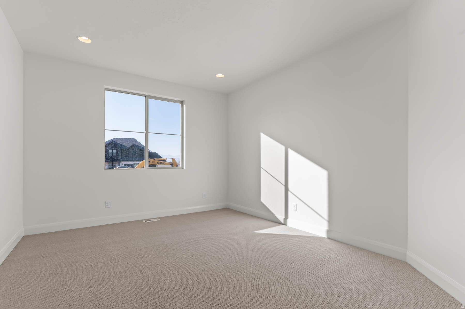 RIDGEVIEW EST 465 - Residential