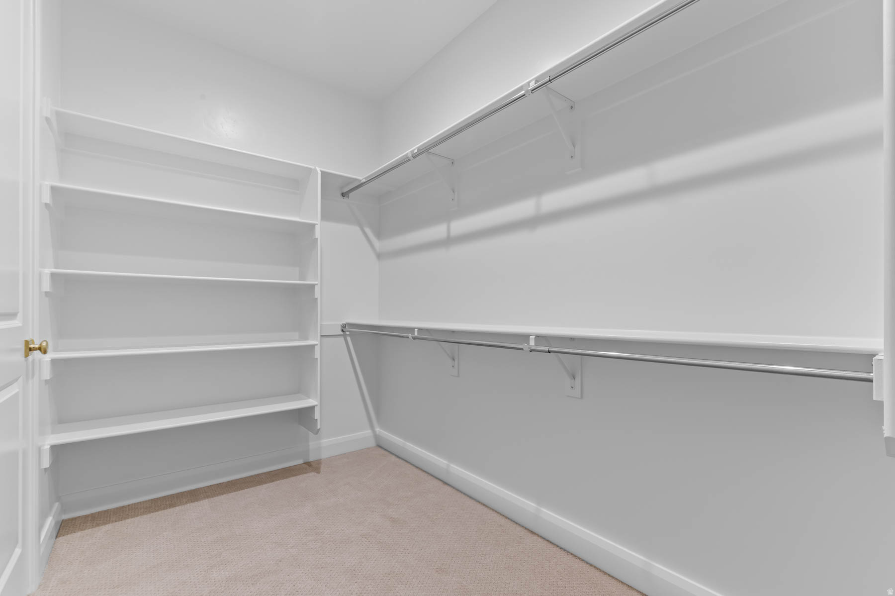 RIDGEVIEW EST 465 - Residential