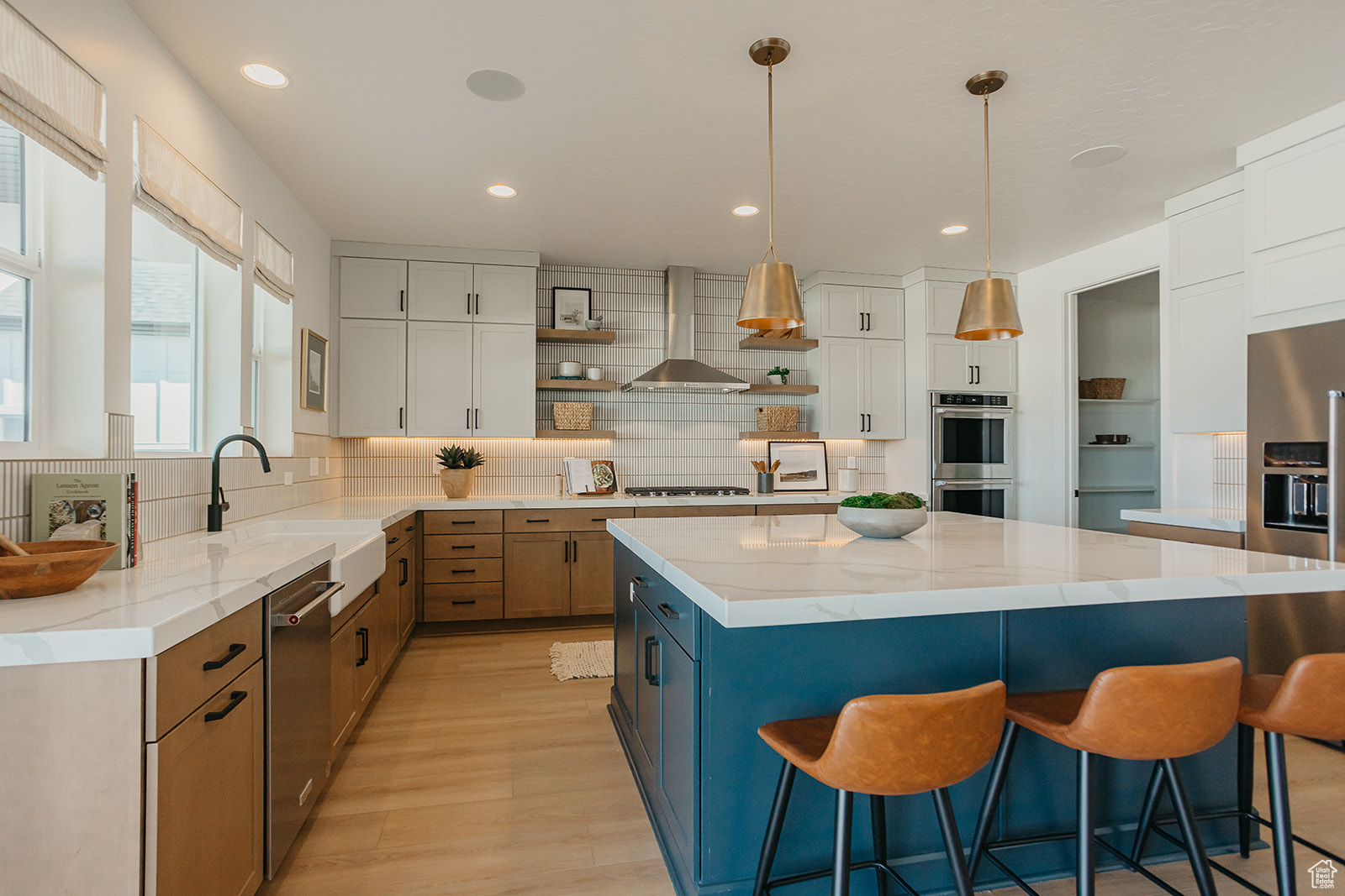 WILLOW ESTATES - Residential