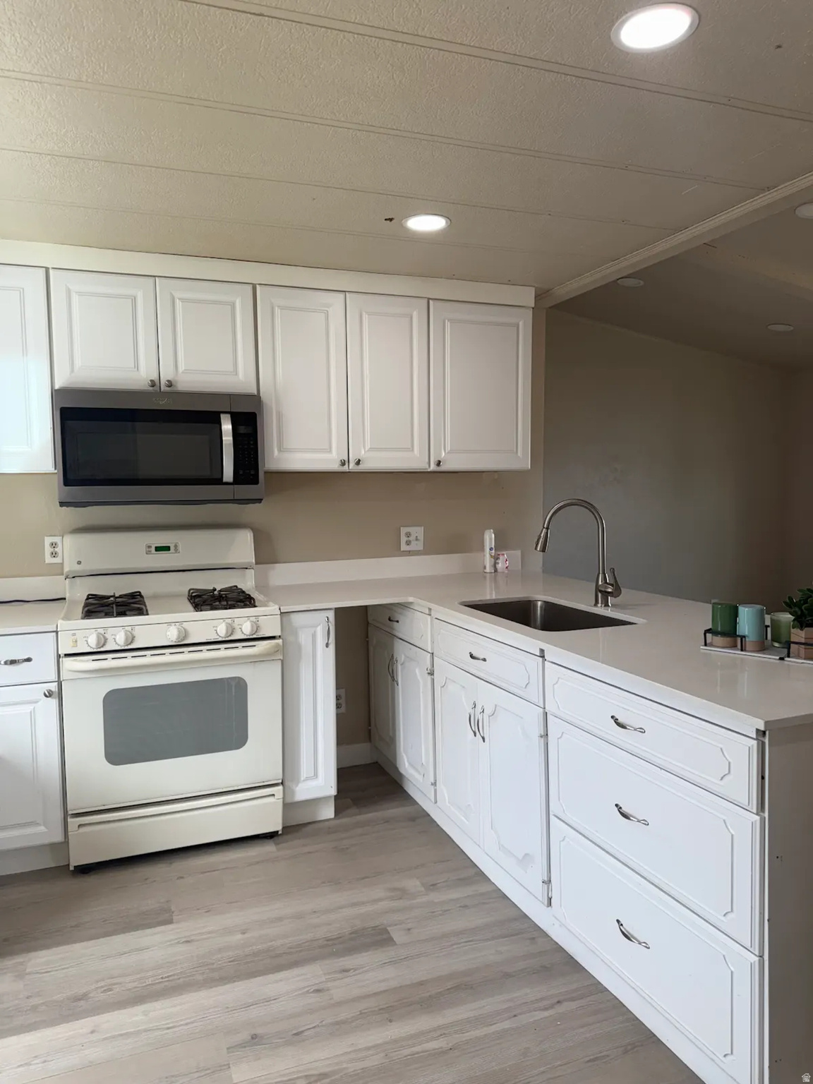 RIVERSIDE HOMES SUB - Residential