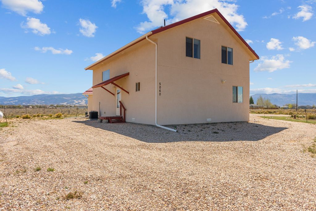 Photo of 5060 N 3550 W, Cedar City, UT 84721 (MLS # 2154970)