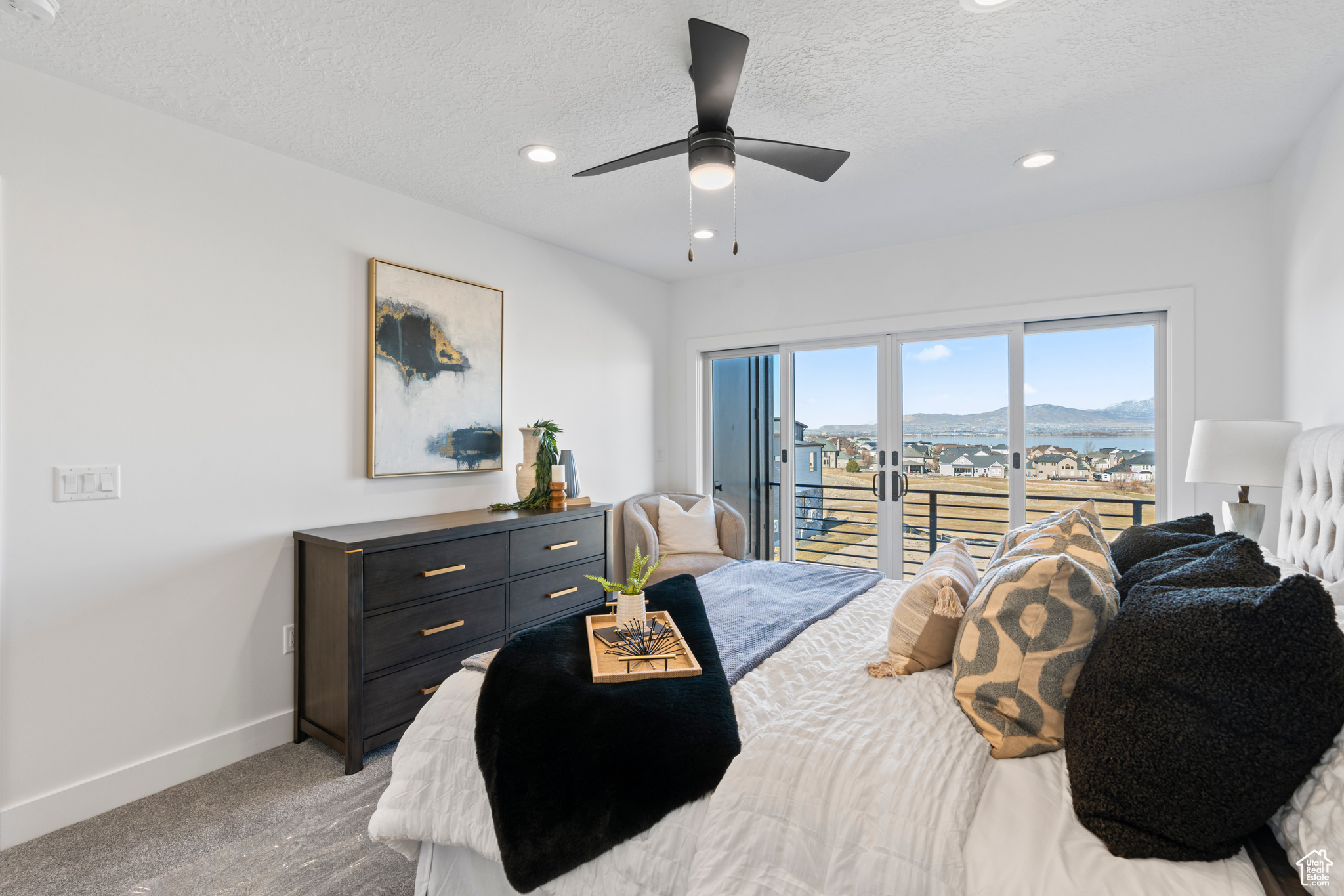 FAIRWAY TOWNHOMES - Residential