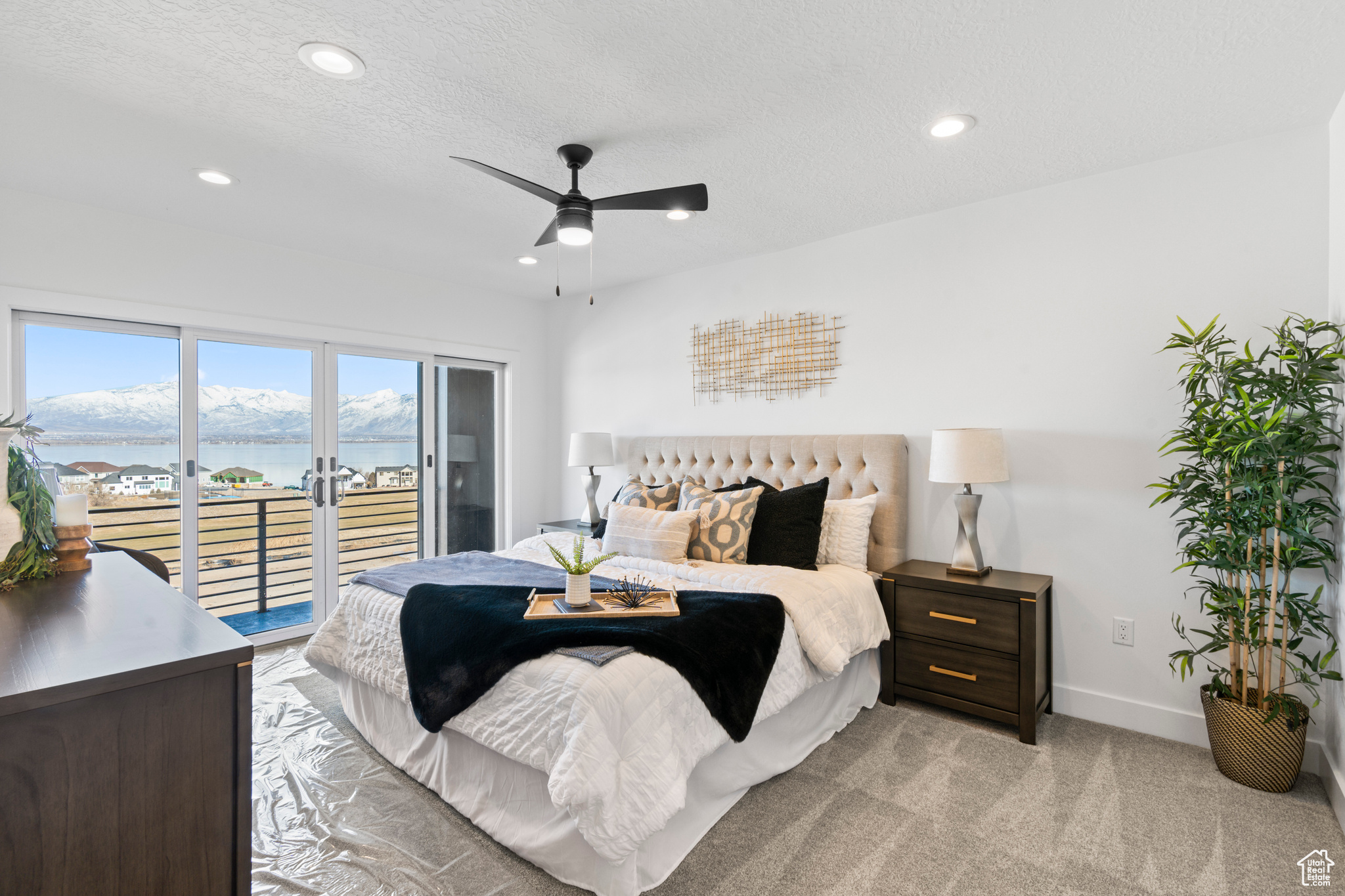 FAIRWAY TOWNHOMES - Residential