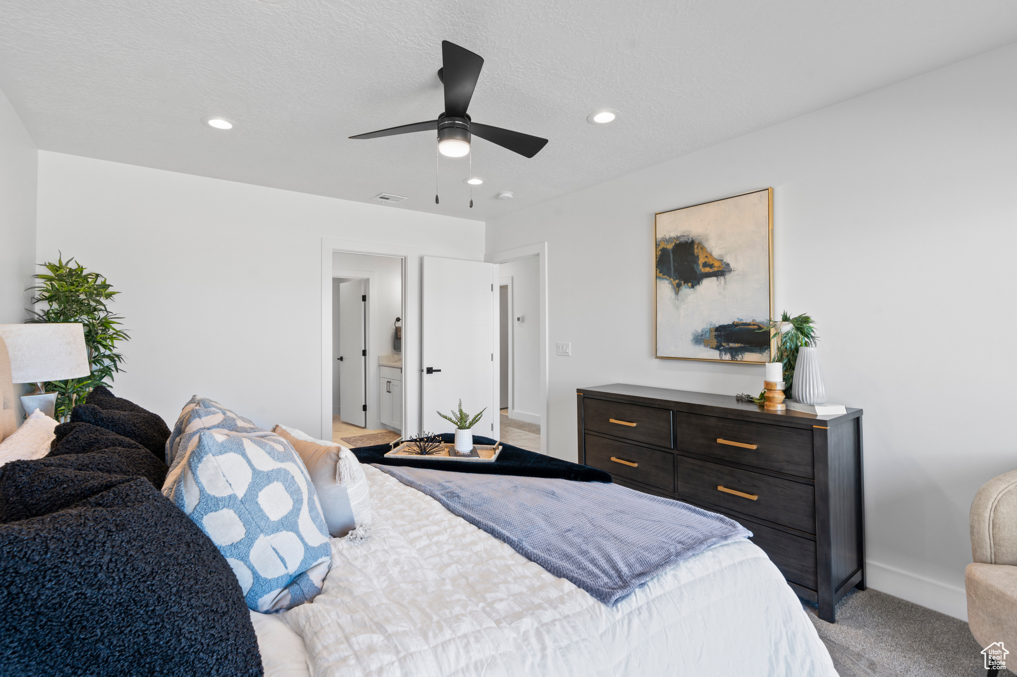 FAIRWAY TOWNHOMES - Residential