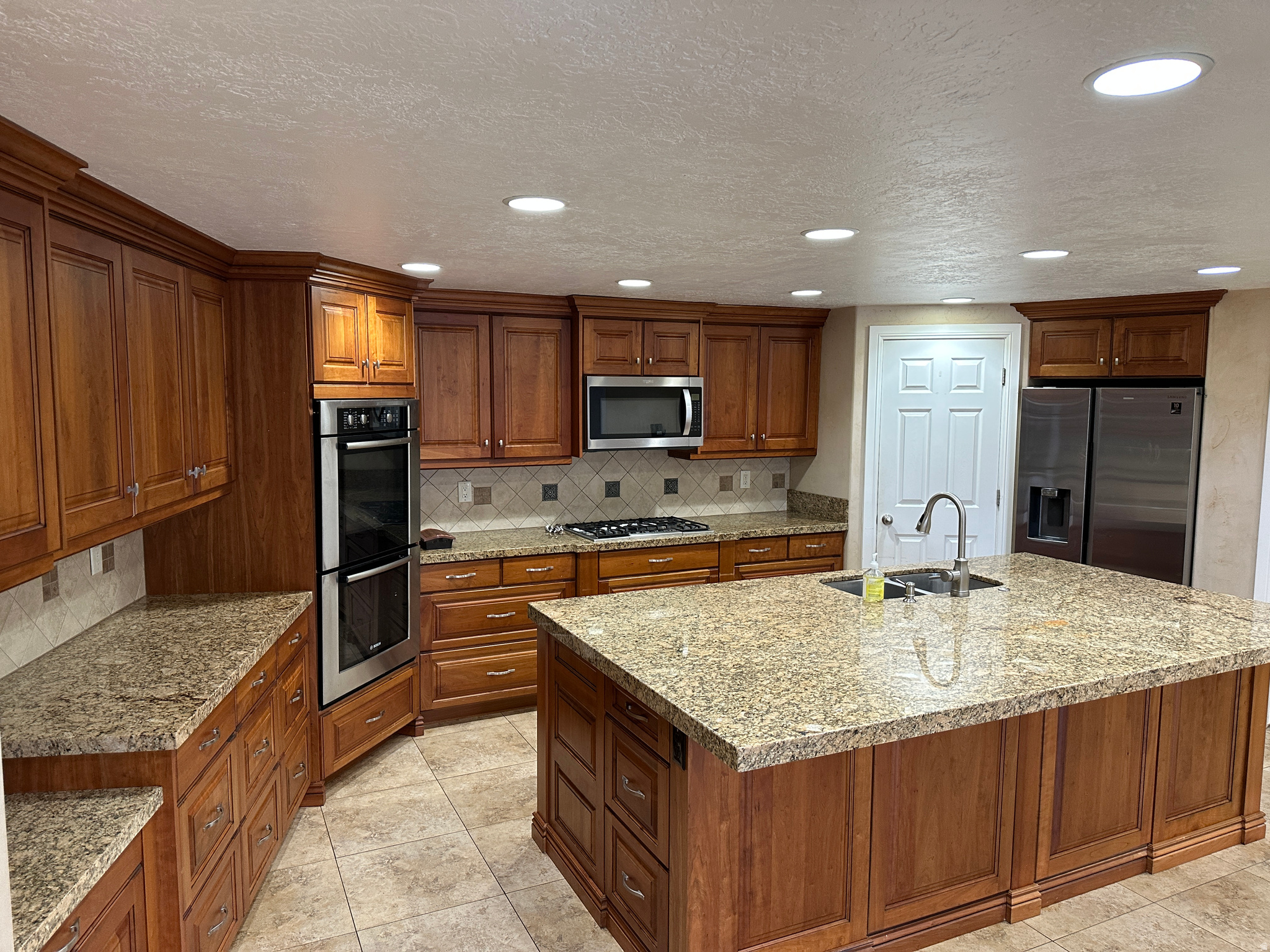 GLENMOOR COUNTRY ESTATES - Residential