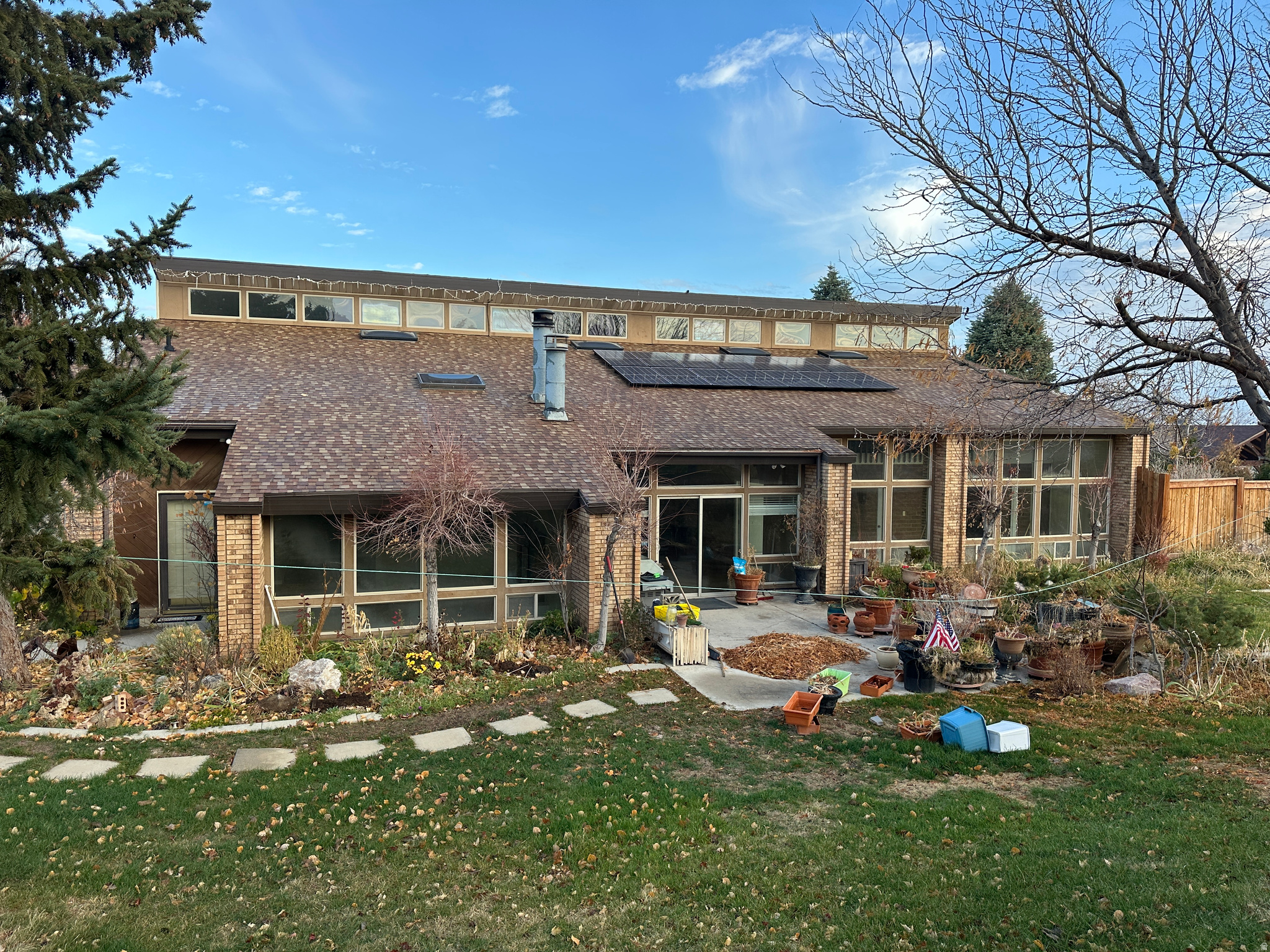 GLENMOOR COUNTRY ESTATES - Residential