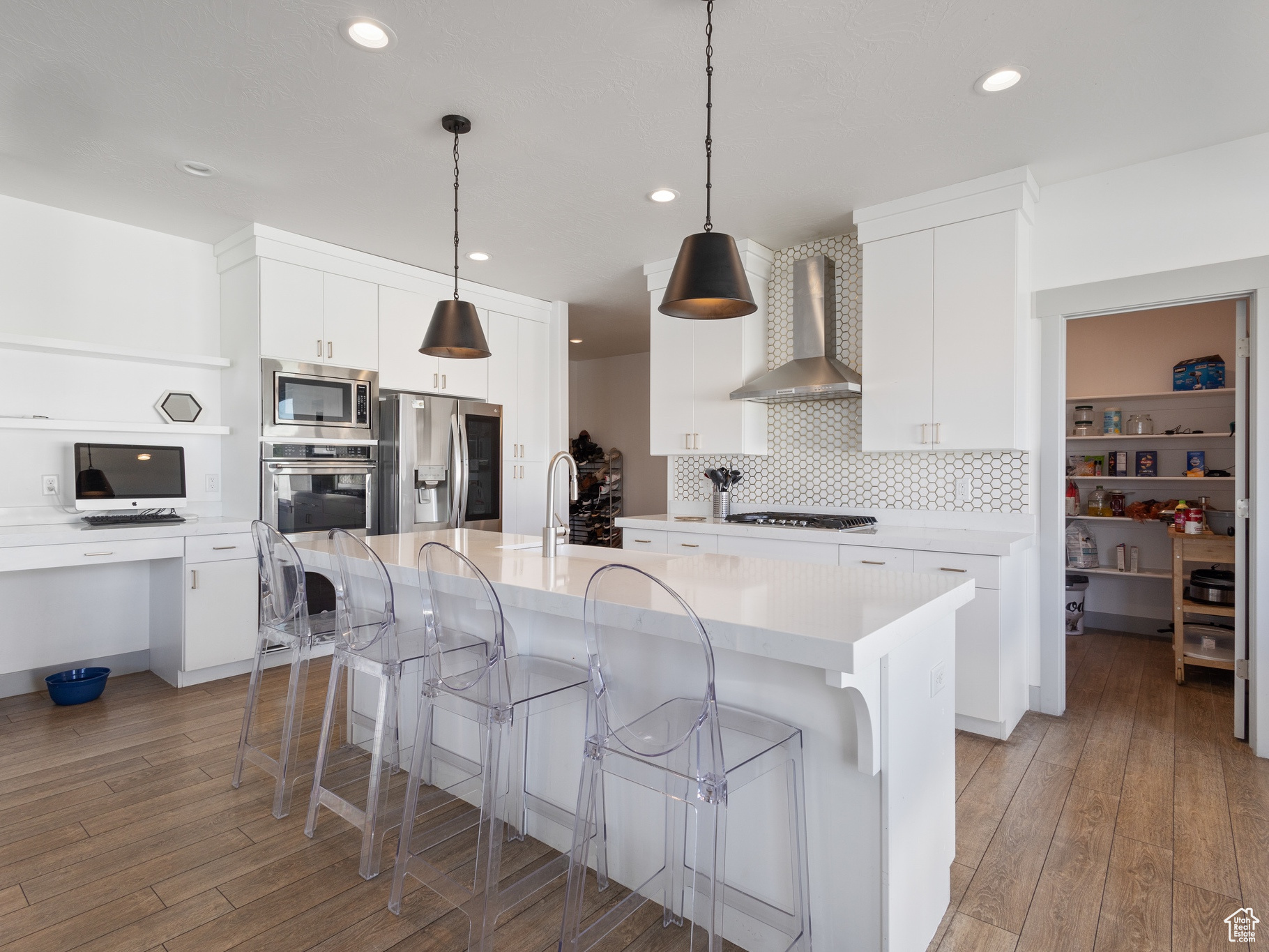 WATERS EDGE PHASE 3 - Residential