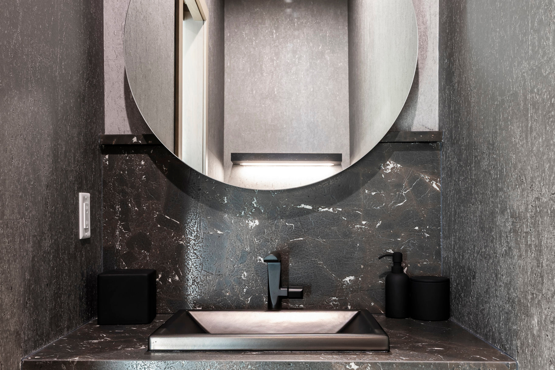 THE SUMMIT - Residential