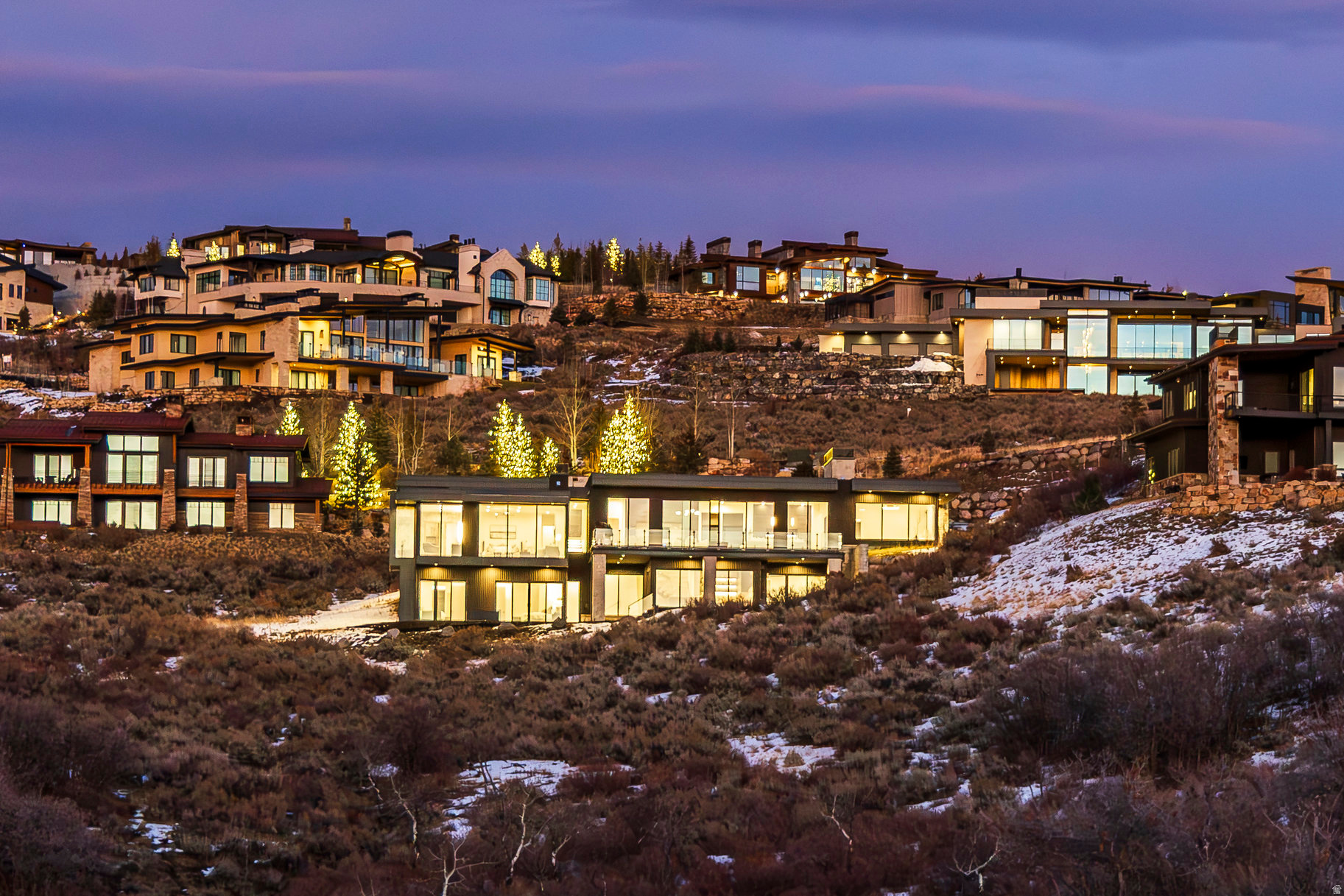 THE SUMMIT - Residential