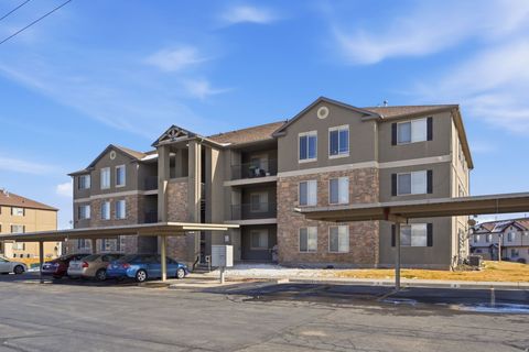 Tiny photo for 3812 E ROCK CREEK RD #8, Eagle Mountain, UT 84005 (MLS # 2138631)