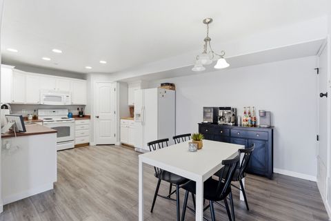 Tiny photo for 3812 E ROCK CREEK RD #8, Eagle Mountain, UT 84005 (MLS # 2138631)