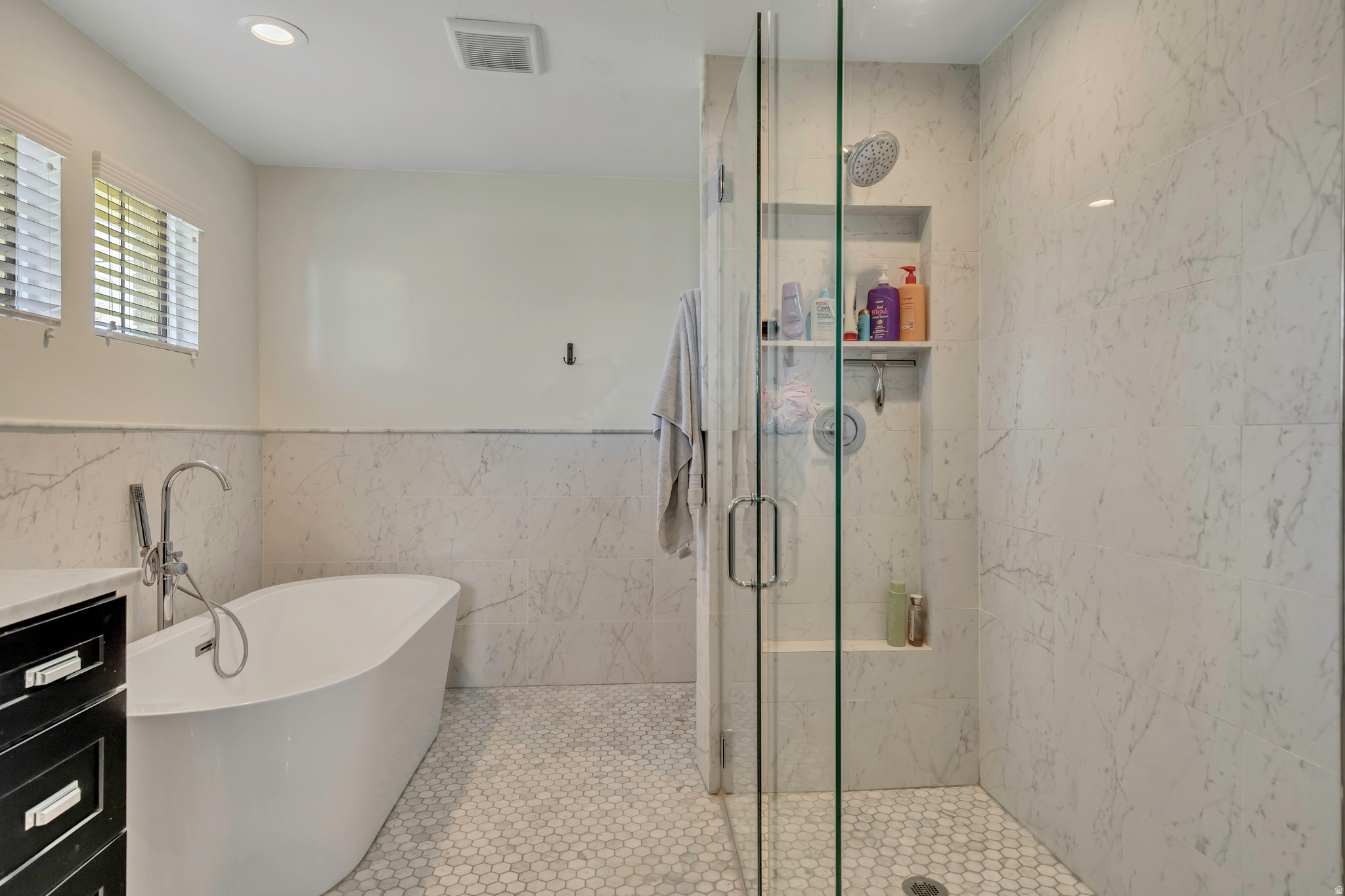 CONNELLY HEIGHTS - Residential