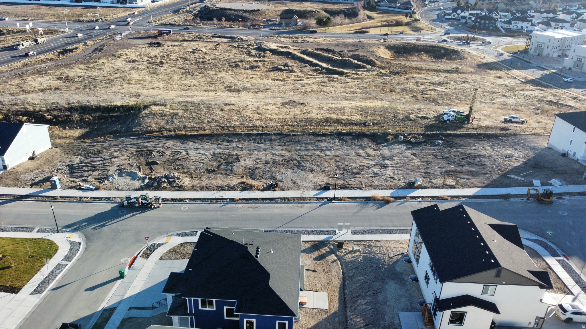 OQUIRRH WEST - Residential