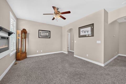 Tiny photo for 278 E LARSEN LN, Harrisville, UT 84404 (MLS # 2180679)