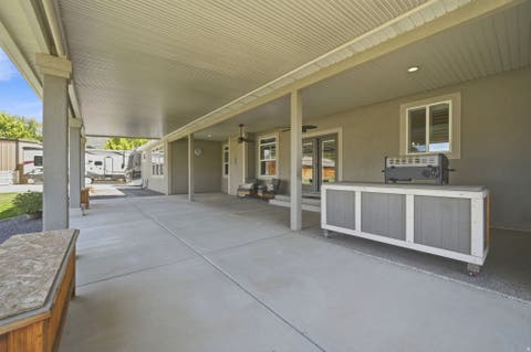 Tiny photo for 278 E LARSEN LN, Harrisville, UT 84404 (MLS # 2180679)