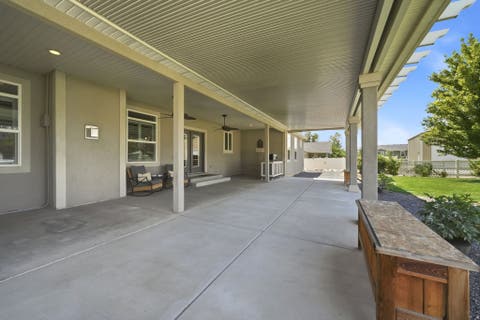 Tiny photo for 278 E LARSEN LN, Harrisville, UT 84404 (MLS # 2180679)