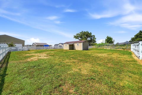 Tiny photo for 278 E LARSEN LN, Harrisville, UT 84404 (MLS # 2180679)