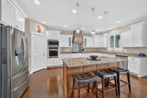 Tiny photo for 278 E LARSEN LN, Harrisville, UT 84404 (MLS # 2180679)