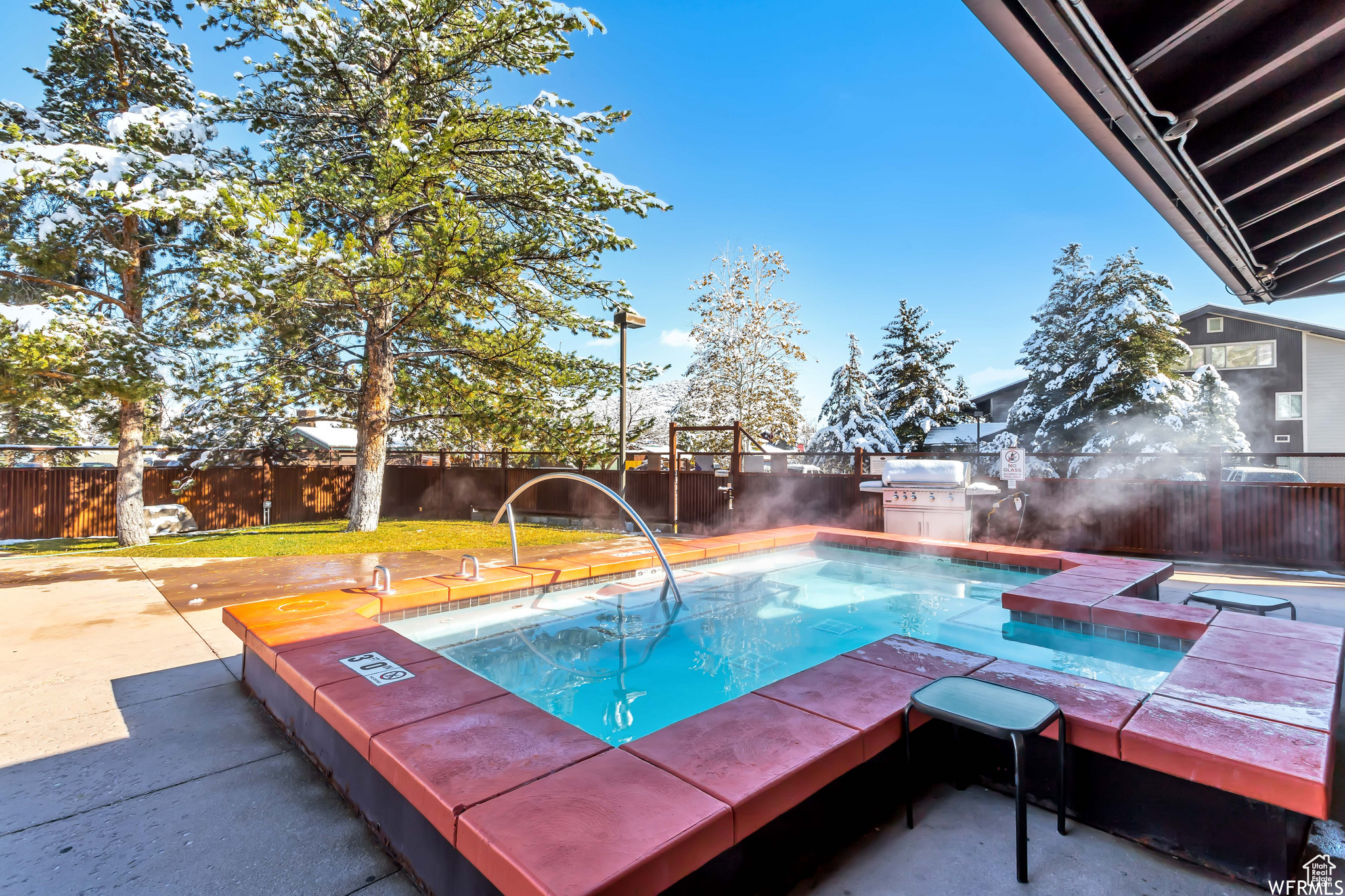 PROSPECTOR SQUARE CONDO - Residential