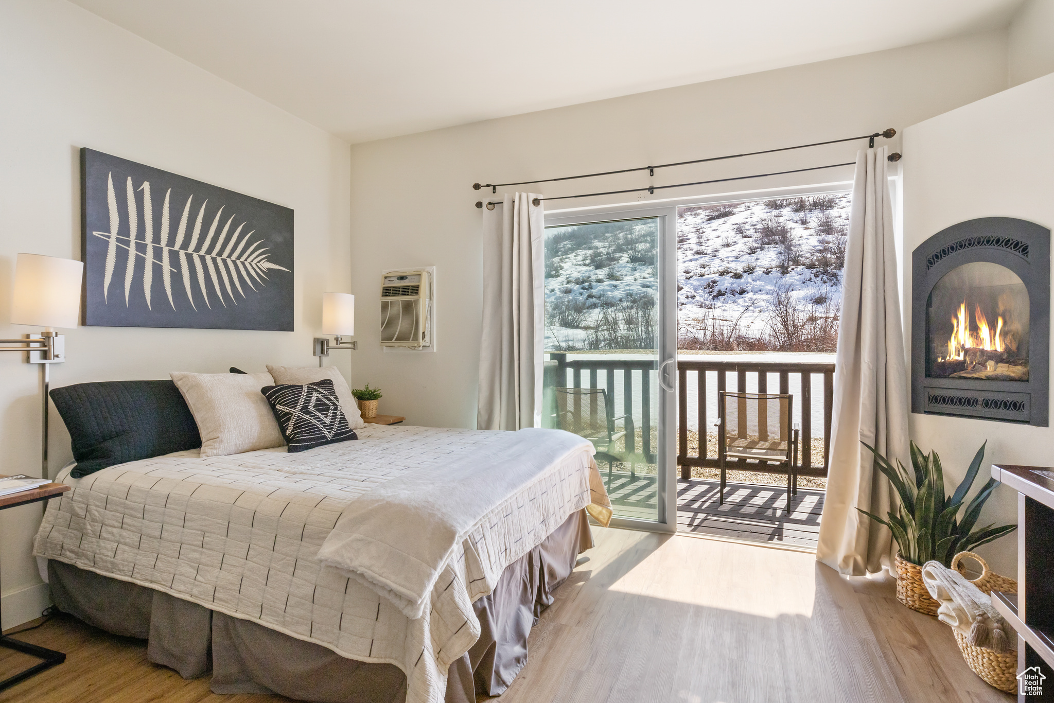 PROSPECTOR SQUARE CONDO - Residential