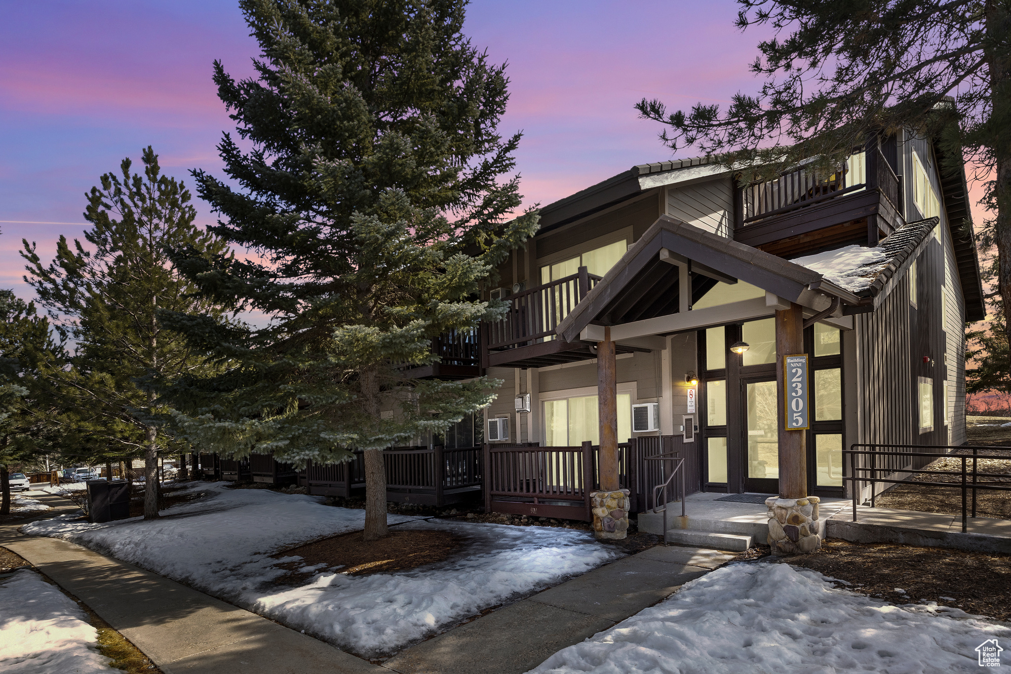 PROSPECTOR SQUARE CONDO - Residential