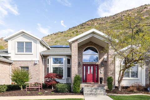Photo of 11939 S HIDDEN CANYON LN S #16, Sandy, UT 84092 (MLS # 2148923)