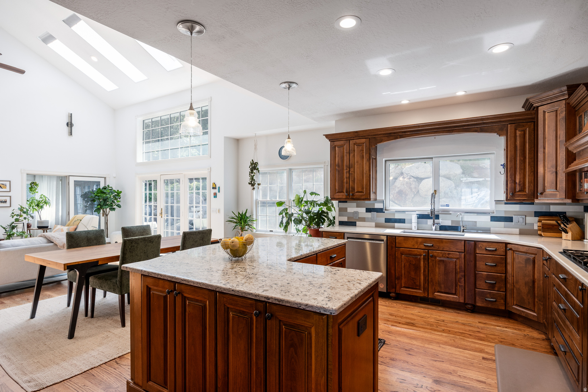 COVE AT HIDDEN VALLE - Residential