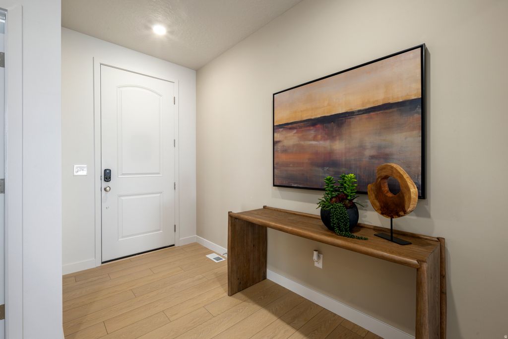 Photo of 2076 E CHICKADEE DR N #4085, Eagle Mountain, UT 84005 (MLS # 2136065)