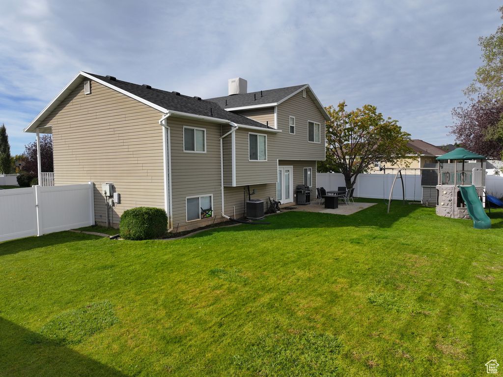 Photo of 2117 W 1275 S, Syracuse, UT 84075 (MLS # 2118299)