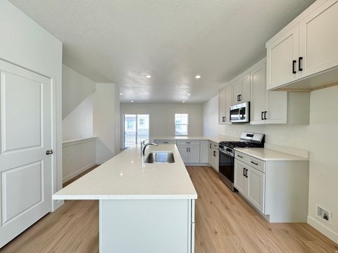 Tiny photo for 1692 N 1600 W, Layton, UT 84041 (MLS # 2125526)