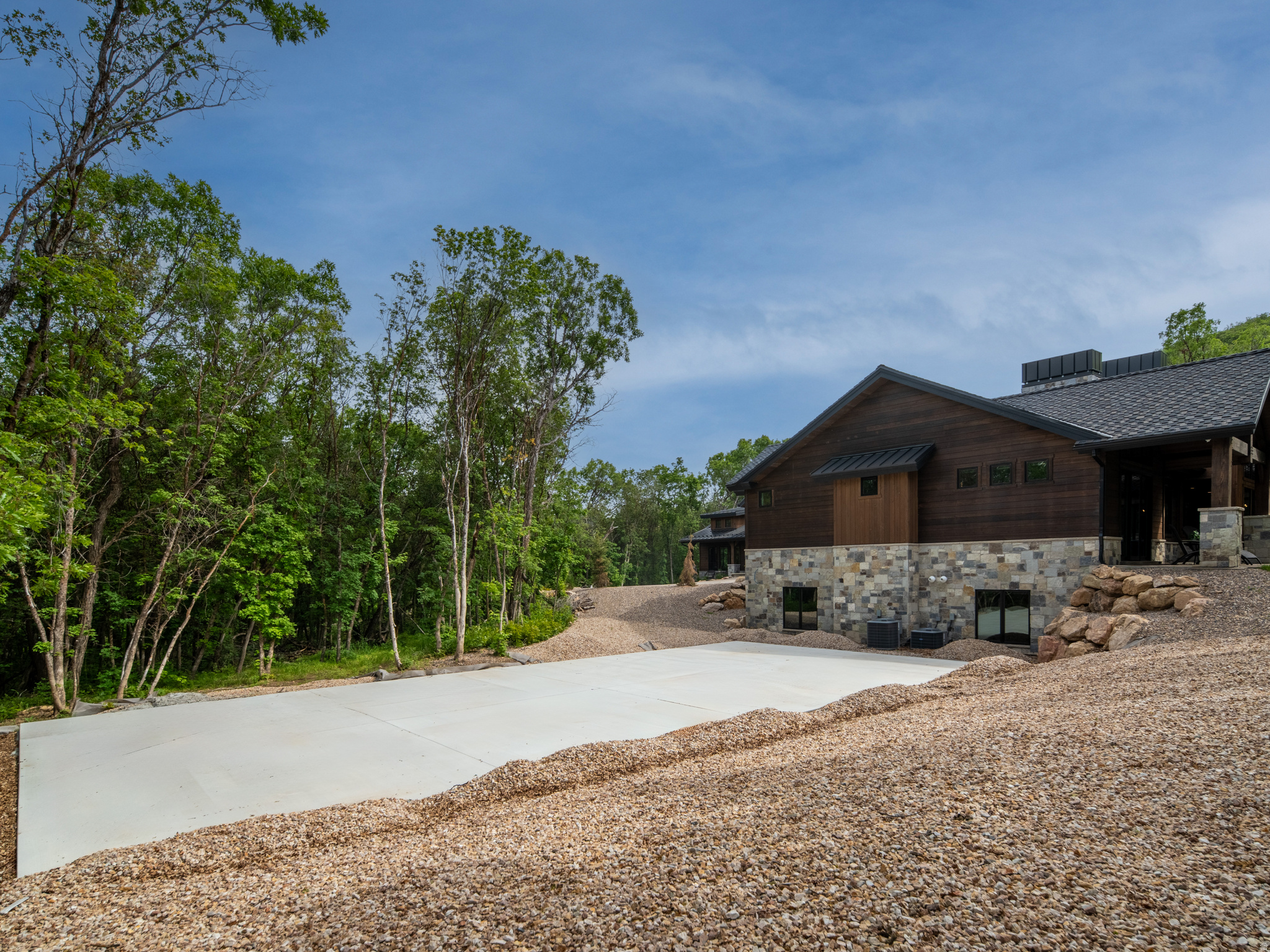 PINEVIEW OVERLOOK - Residential