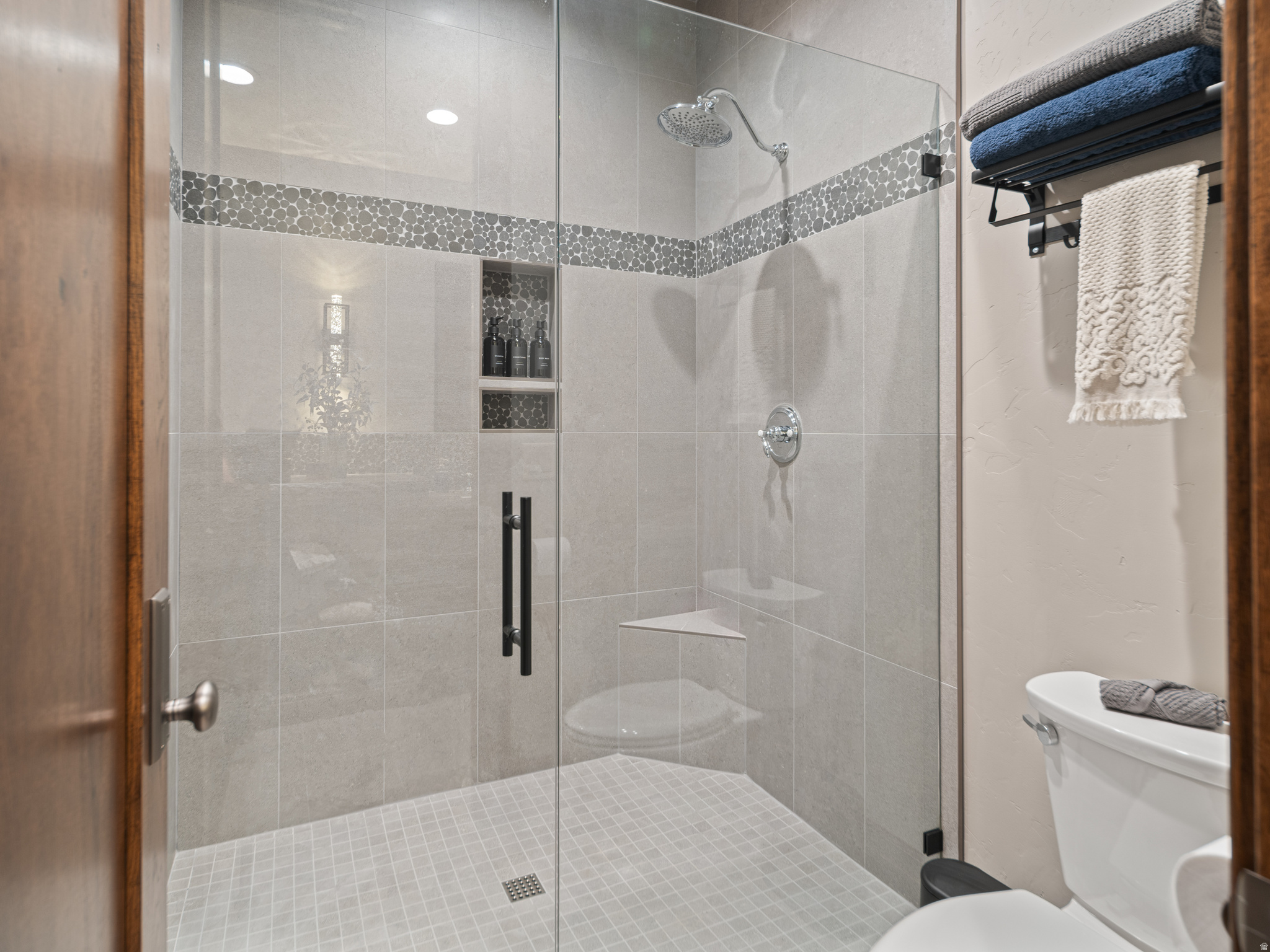 PINEVIEW OVERLOOK - Residential