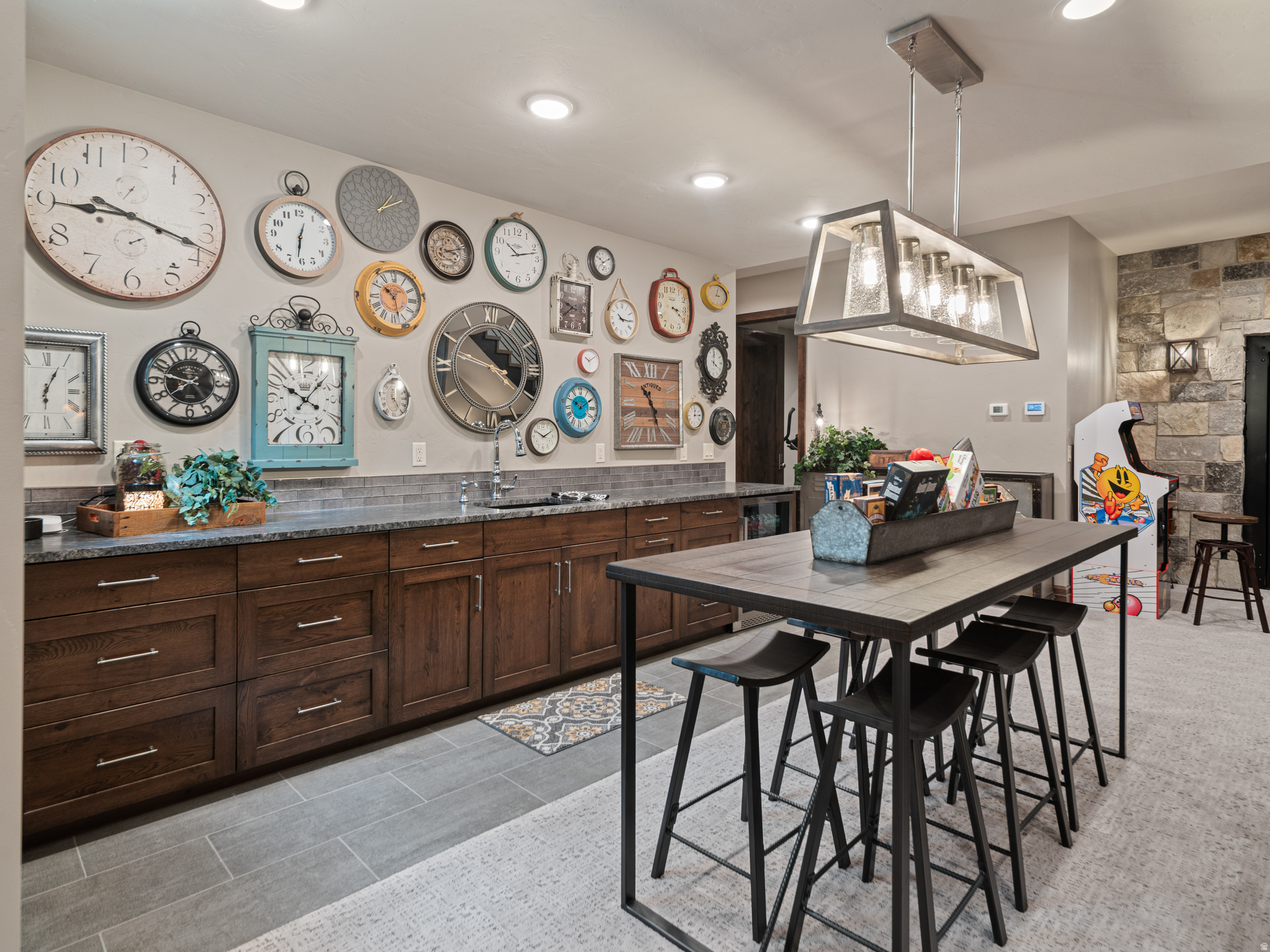 PINEVIEW OVERLOOK - Residential