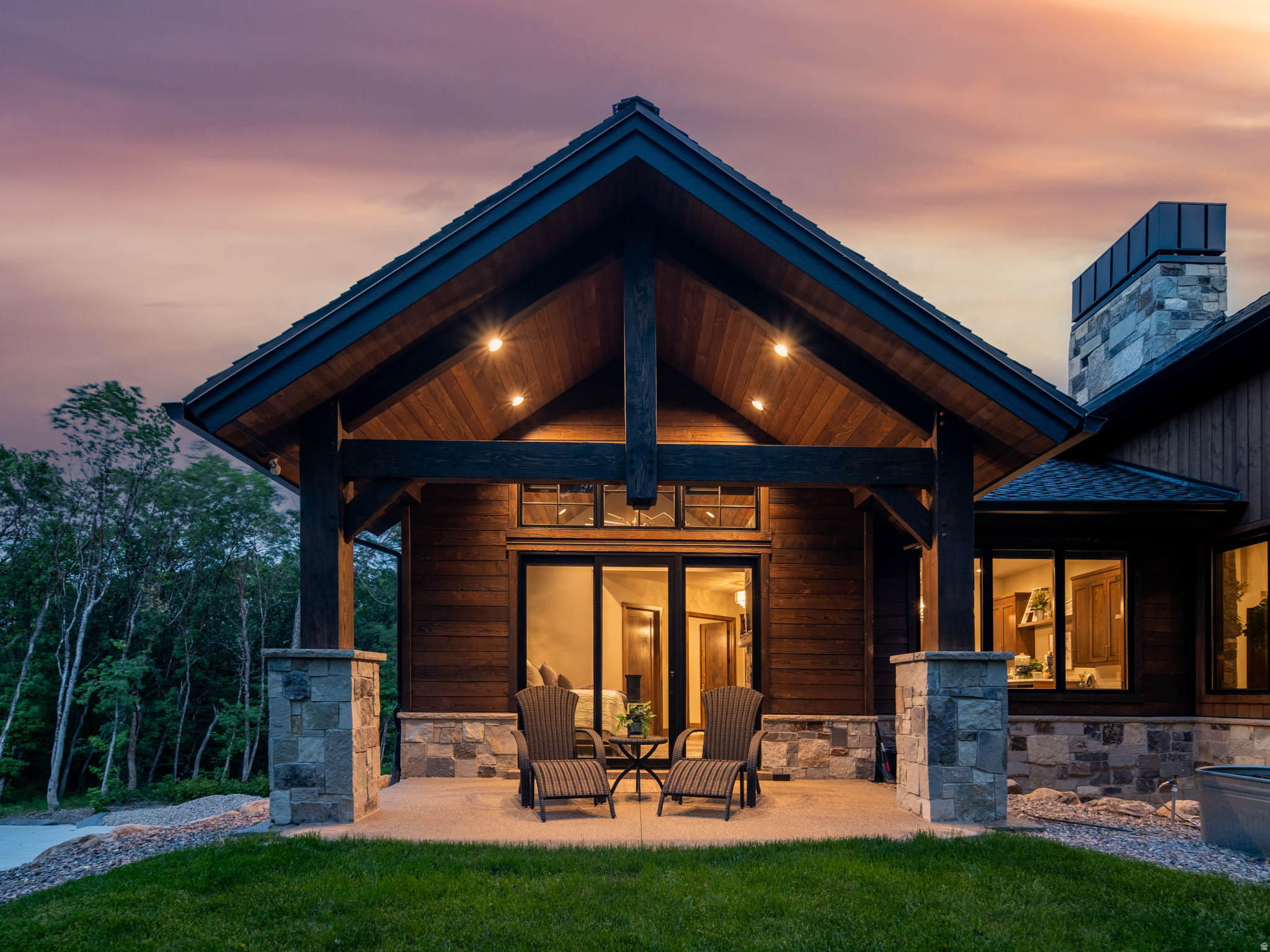 PINEVIEW OVERLOOK - Residential