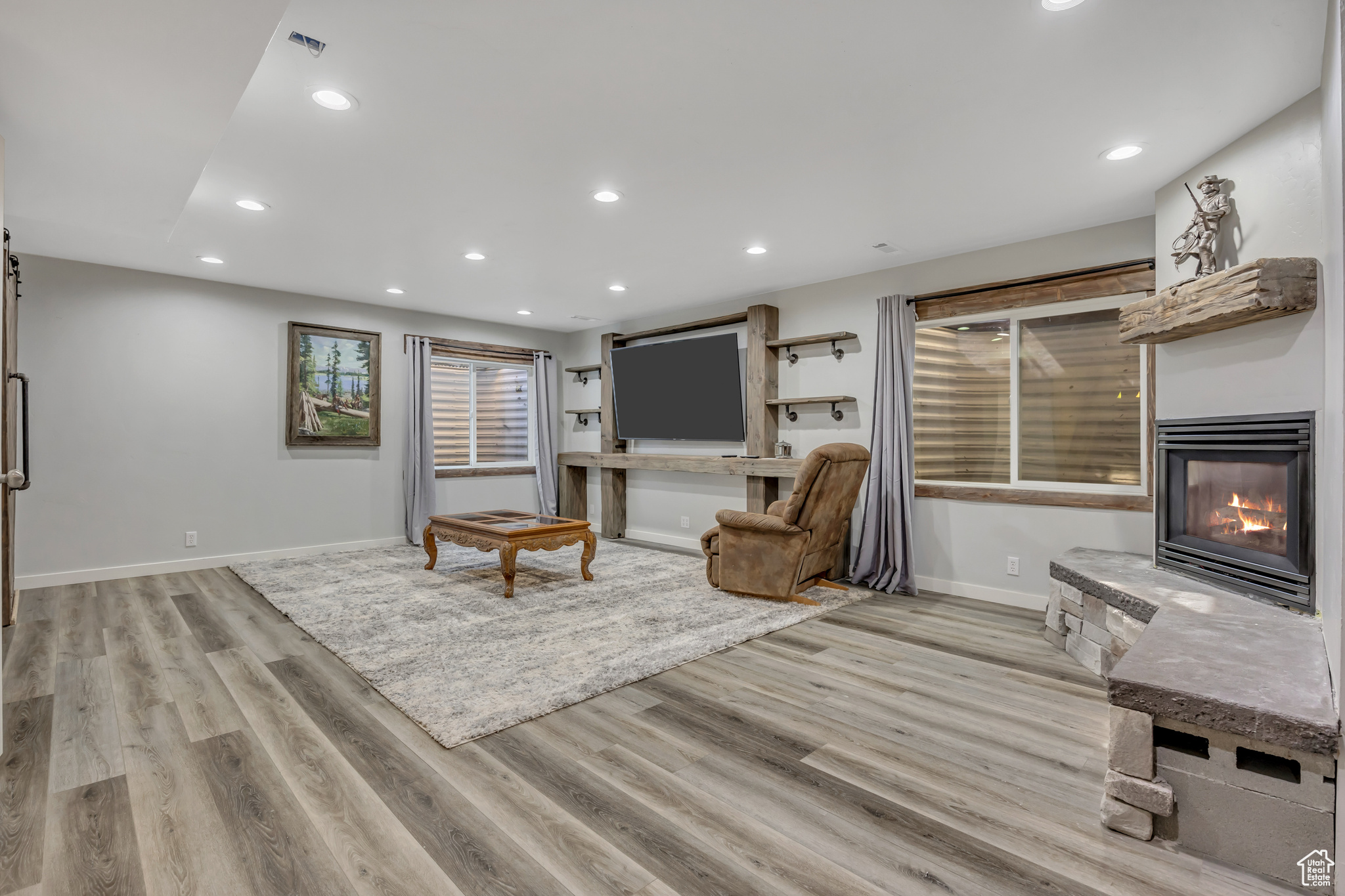 CLIFFORD PARK - Residential