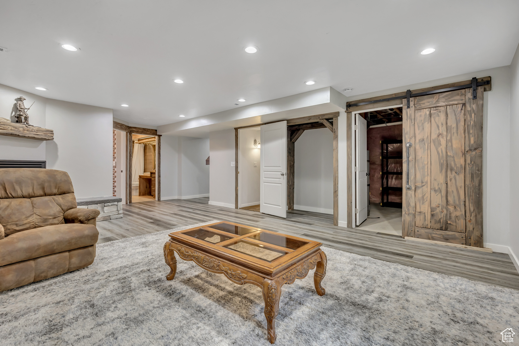 CLIFFORD PARK - Residential