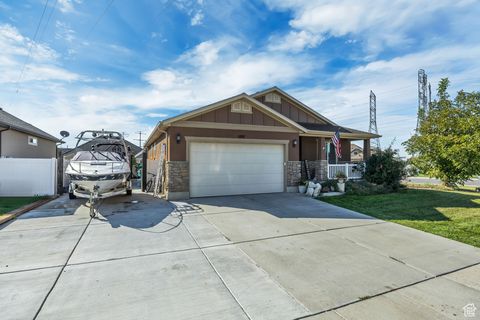 Tiny photo for 1097 W 850 S, Clearfield, UT 84015 (MLS # 2116609)