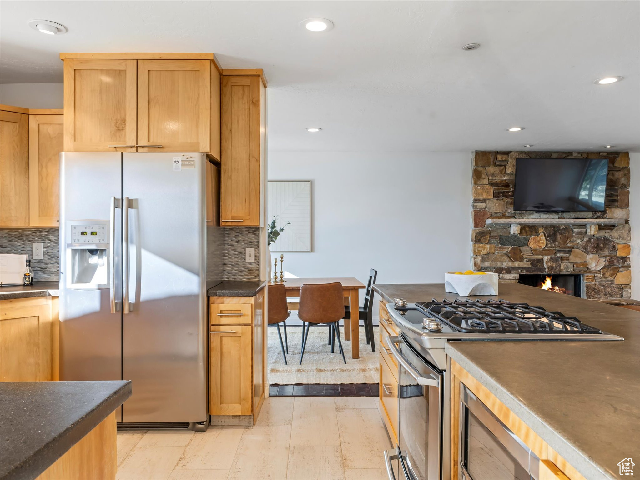 GOLDEN HILLS - Residential