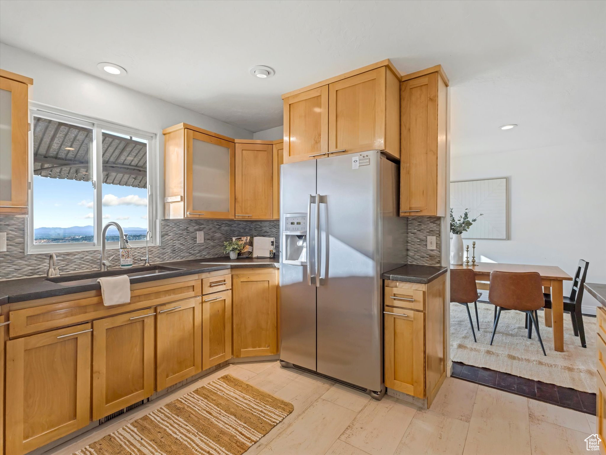 GOLDEN HILLS - Residential